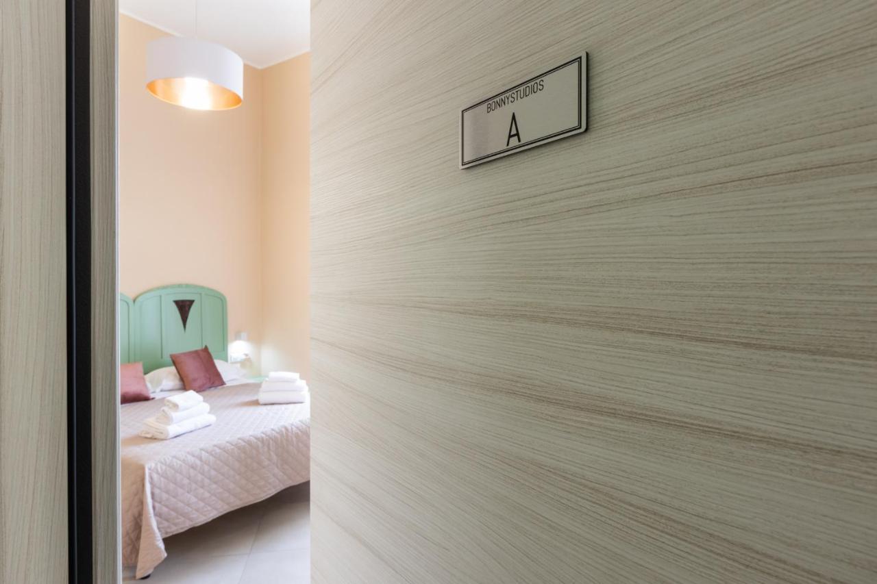 Bonnystudios Holiday Apartments Cagliari Esterno foto