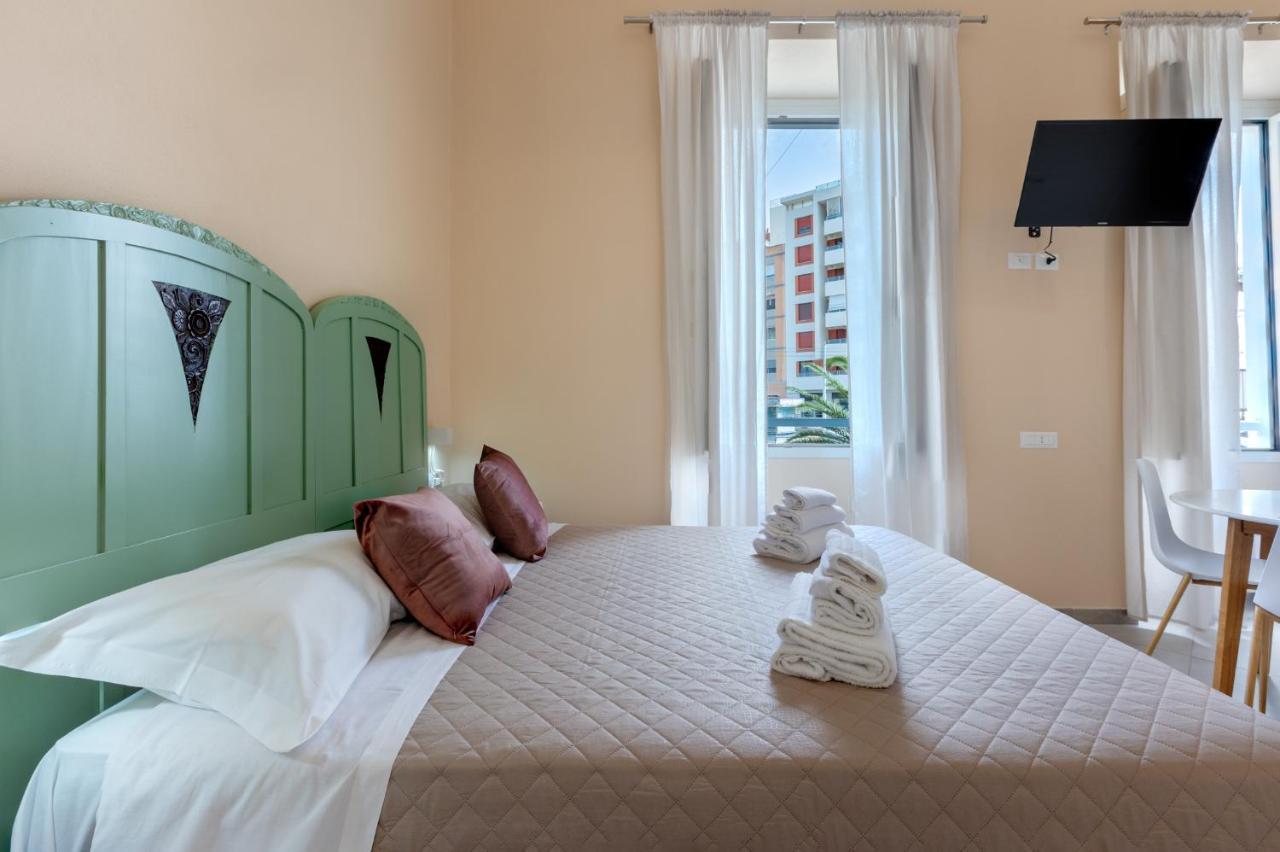 Bonnystudios Holiday Apartments Cagliari Esterno foto