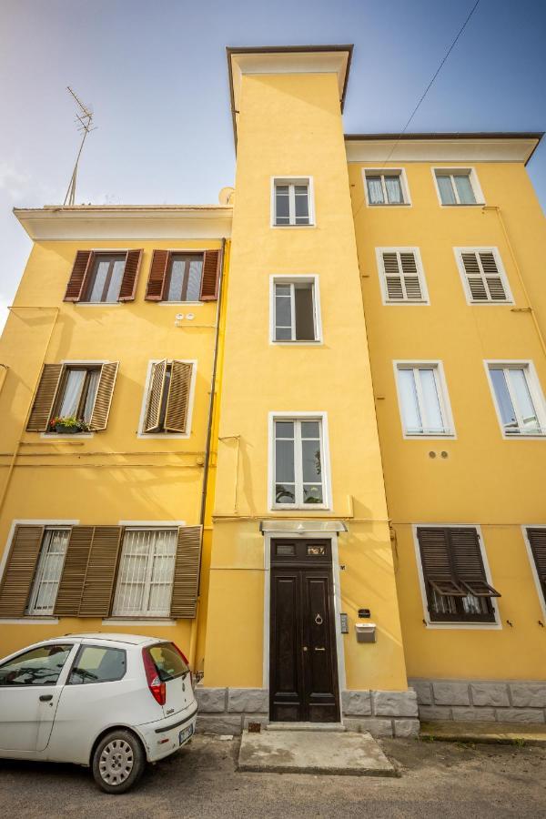 Bonnystudios Holiday Apartments Cagliari Esterno foto